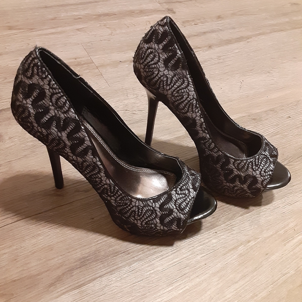 Bakers Womens Peep Toe High Heels